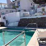 Villa Modern + Infinity Pool. Views In Nerja! Nerja