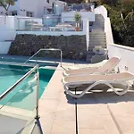 别墅 Modern + Infinity Pool. Views In Nerja! *