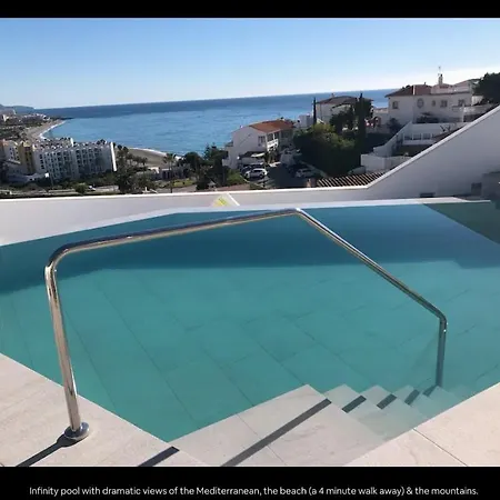 فيلة Modern + Infinity Pool. Views In Nerja!