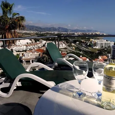 Modern + Infinity Pool. Views In Nerja! فيلة *