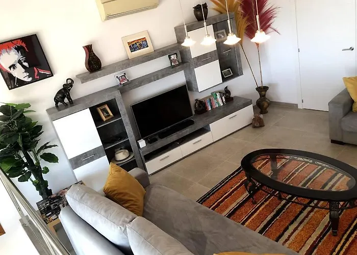 Βίλα Modern + Infinity Pool. Views In Nerja!