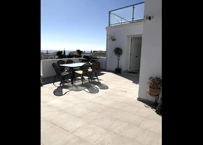 Modern + Infinity Pool. Views In Nerja! Βίλα Nerja