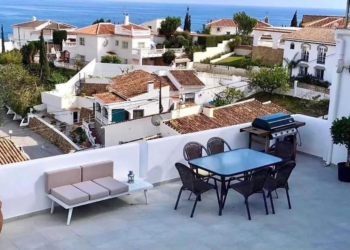 Βίλα Modern + Infinity Pool. Views In Nerja! *