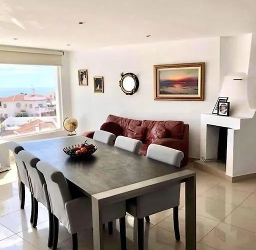 Modern + Infinity Pool. Views In Nerja!