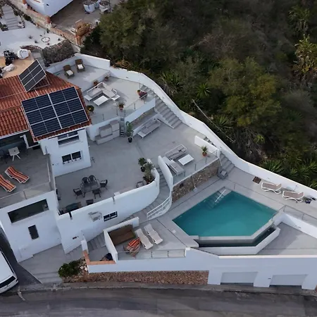 Modern + Infinity Pool. Views In Nerja! ネルハ